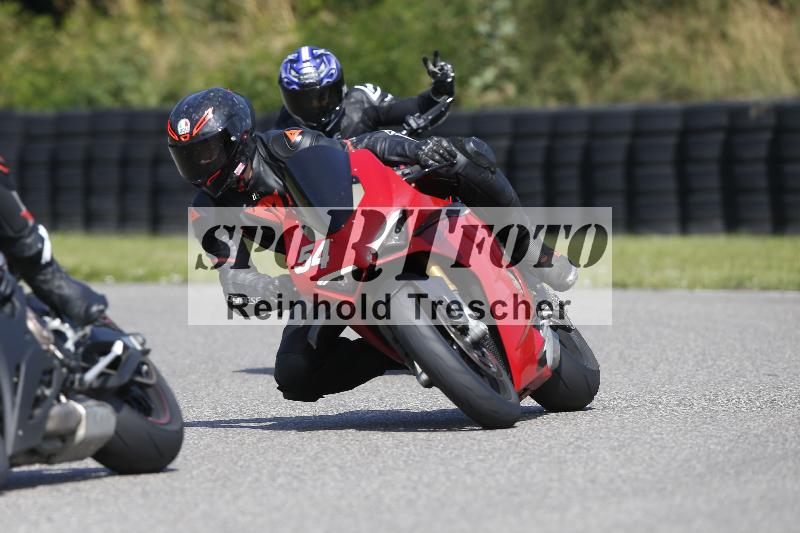 Archiv-2025/26 11.06.2025 Peter Studer have fun ADR/Gruppe rot/54